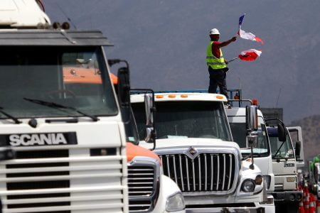 www.prensaciudadana.cl-a-las-8-de-la-manana-parte-gran-paro-nacional-de-camiones-al-que-se-suman-63-gremios-paro-de-camiones