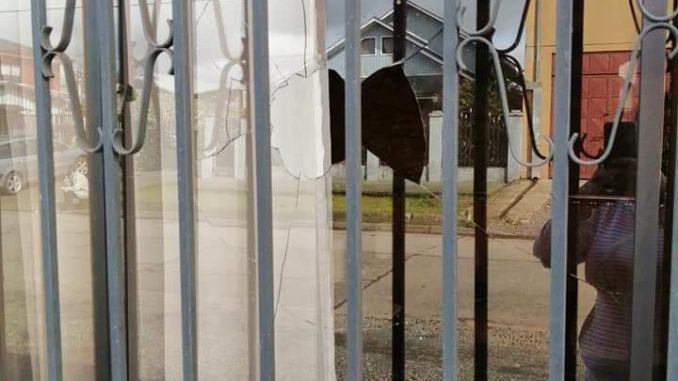 www.prensaciudadana.cl-collipulli-encapuchados-atentan-contra-casa-del-alcalde-casa-de-macaia