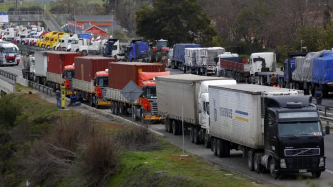 Paro de camioneros en ruta 68 28/08/2020