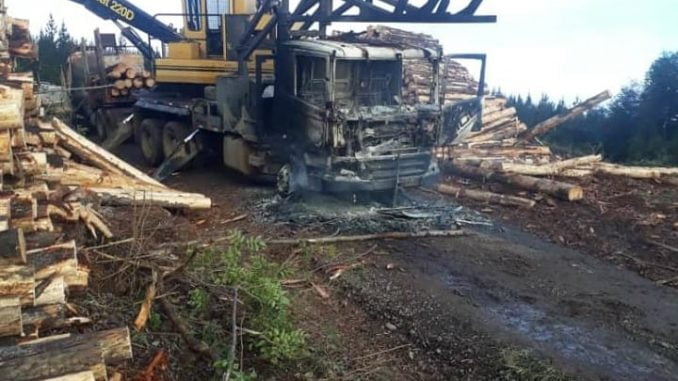 www.prensaciudadana.cl-ataque-incendiario-deja-8-maquinas-quemadas-en-lumaco-elansicx0aasvmt