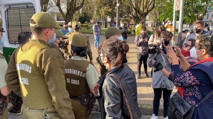 www.prensaciudadana.cl-fracasa-marcha-por-el-18-de-octubre-debido-a-masivas-detenciones-por-cuarentena-18-de-otibre