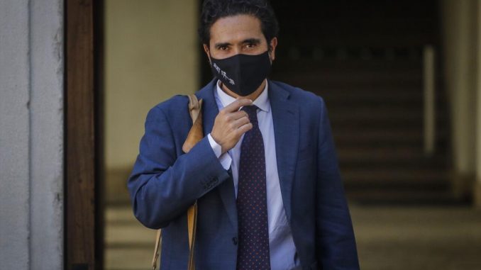 www.prensaciudadana.cl-briones-deja-el-cargo-de-ministro-de-hacienda-para-asumir-candidatura-presidencial-ministro-briones