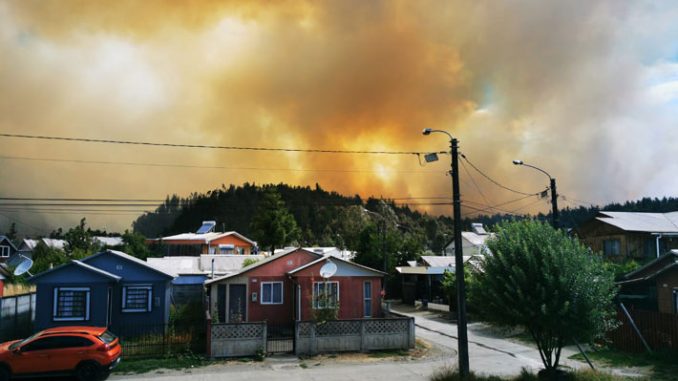 www.prensaciudadana.cl-conaf-anuncia-que-el-dia-de-hoy-sera-clave-para-control-del-incendio-forestal-en-puren-puren-incendio