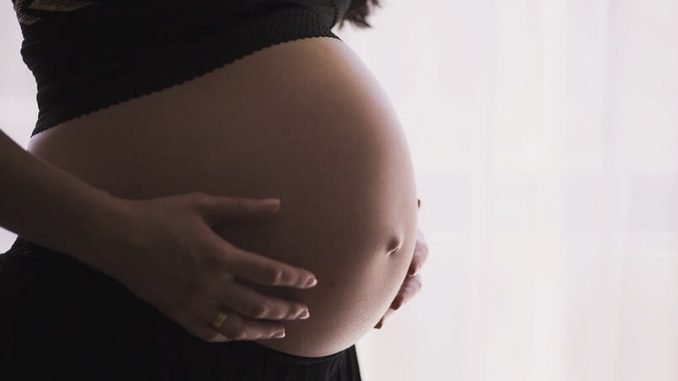 www.prensaciudadana.cl-menor-de-14-anos-quedo-embaraza-de-su-padre-adoptivo-embarazo-adolescente