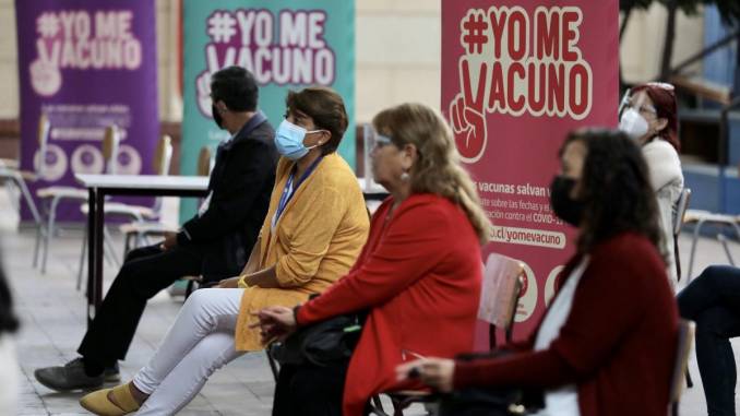 en-marzo-se-espera-inicien-las-clases-con-la-mayoria-de-los-funcionarios-inoculados-image00007