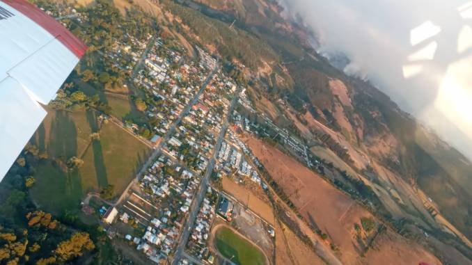 incendio-forestal-en-lumaco-mantiene-en-combate-hace-varios-dias-a-brigadistas-de-la-conaf-whatsapp-image-2021-02-04-at-8.58.24-pm