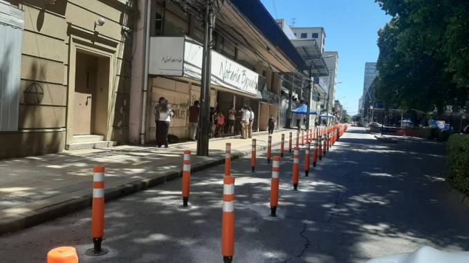 la-razon-por-las-que-instalaron-polemicos-conos-en-medio-de-las-calles-del-centro-de-temuco-conos-centro
