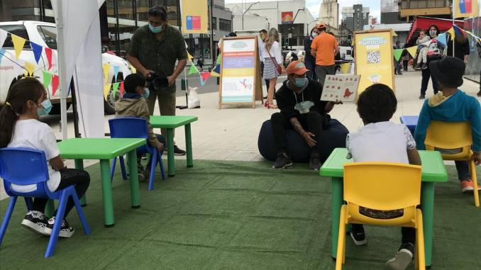 mas-de-300-ninos-disfrutaron-del-movil-aprendo-jugando-del-mineduc-en-la-araucania-jugando-aprendo-en-verano-2