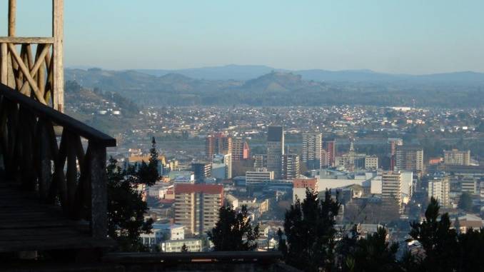 Temuco,-Chile,-viewed-from-the-Cerro-Ñielol-Natural-Monument---200609