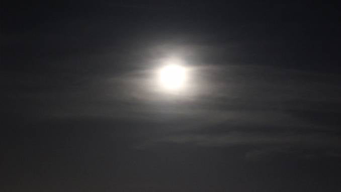 esta-noche-es-la-superluna-rosa-de-abril-superluna2
