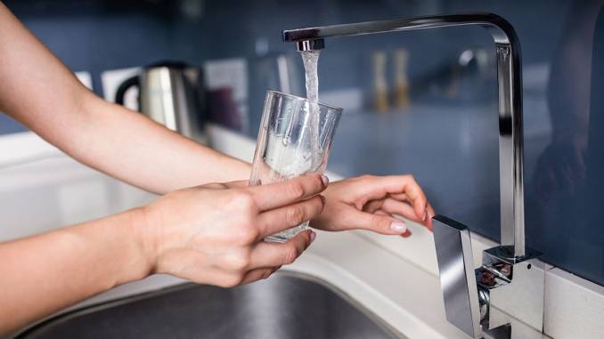 inician-investigacion-contra-aguas-araucania-por-problemas-de-suministro-en-saavedra-agua