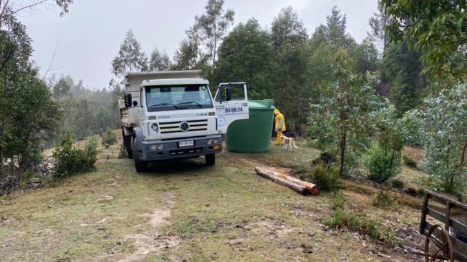 victimas-de-la-violencia-rural-en-araucania-recibiran-subsidios-y-apoyos-para-mejorar-su-calidad-de-vida-estanque