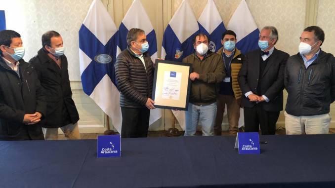intendente-manoli-realiza-recorrido-por-carahue-y-firma-importante-proyecto-para-la-zona-costera-intendente-forma-costa