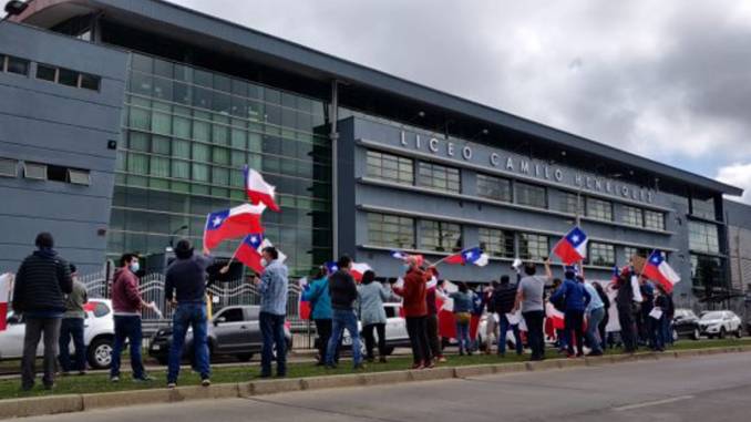 condenan-a-corporacion-del-liceo-camilo-henriquez-al-pago-de-100-millones-por-practicas-ilegales-liceo-camilo-henriquez-2