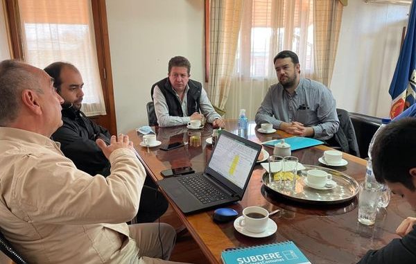 visita gobernador regional a Lumaco