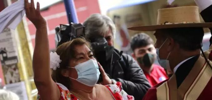 como-final-de-cumbia-seremi-curso-sumario-sanitario-a-fonderos-en-temuco-dieciochotemuco