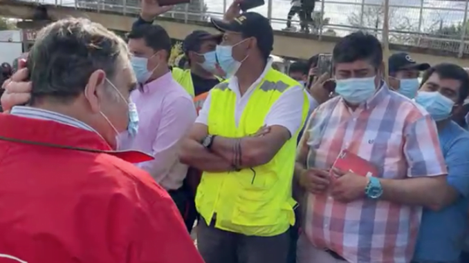 delegado-victor-manoli-se-reunio-con-camioneros-sin-llegar-a-acuerdo-el-paro-continua-screen-shot-2021-10-08-at-16.33.12