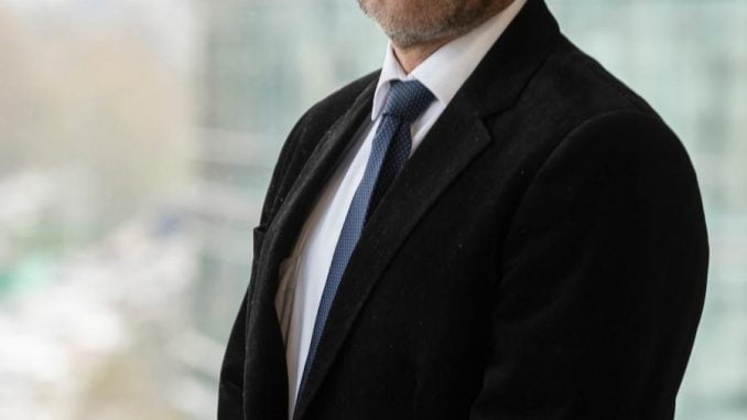 Retrato de Carlos Mora