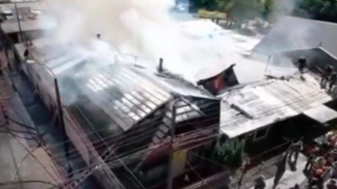 cinco-casas-resultan-quemadas-en-sector-villa-los-rios-en-temuco-incendio-5-casas