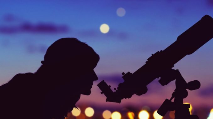jornada-de-observacion-astronomica-araucania-bajo-estrellas-se-realizara-este-jueves-en-el-pabellon-araucania-estrellas
