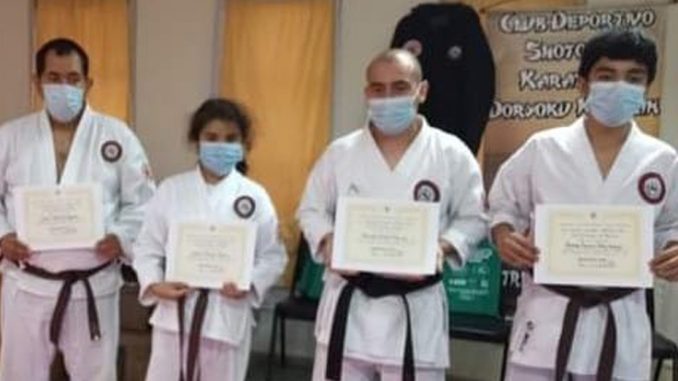 karatekas-de-padre-las-casas-destacaron-en-torneo-internacional-premios-karate
