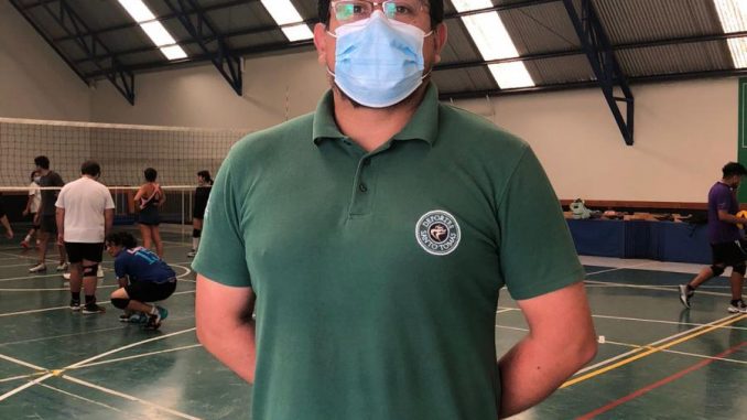 Mauricio Benítez- entrenador de Voleibol