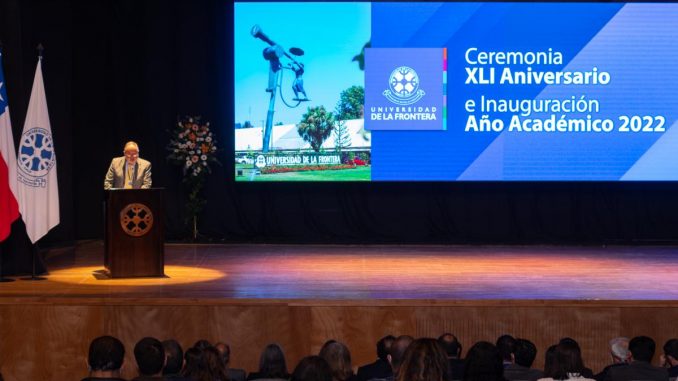 Ceremonia-aniversario-ufro (2)