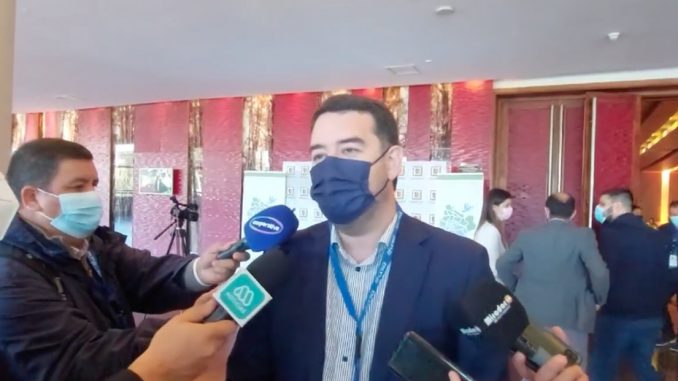 gobernador-luciano-rivas-en-cumbre-por-la-paz-de-temuco-aca-no-estamos-para-mezquindades-politicas-ni-en-la-region-ni-el-pais-cumbre-por-la-paz