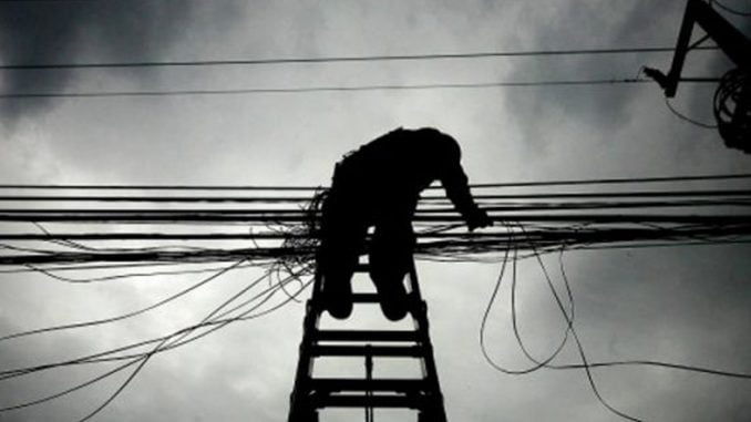 temporal-de-lluvia-y-viento-deja-a-4-000-personas-sin-suministro-electrico-en-la-araucania-corte-electrico