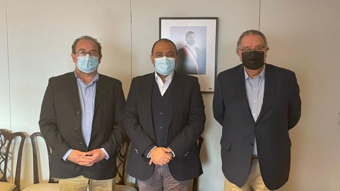 Foto MINISTRO DE EDUCACIÓN APOYÓ POSITIVAMENTE EJECUCIÓN DE PROGRAMA FOMENTO LECTOR 2022