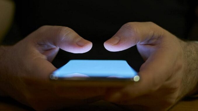 celular-carcel-678x381