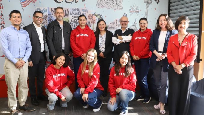 FOTO bienvenida estudiantes intercambio 1