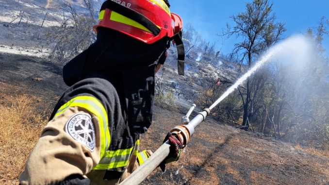 incendio_rinconada_cuerpo_de_bomberos_puentealtopirque
