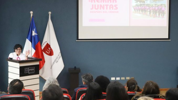 FOTO conversatorio cáncer de mama 1